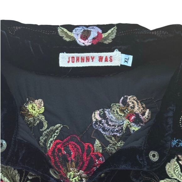 Johnny Was Black Crushed Velvet Embroidered Button Down Shirt XL - Picture 4 of 9